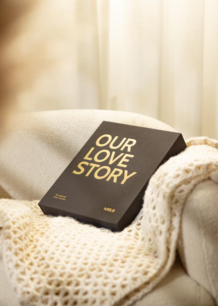 KAILA OUR LOVE STORY Black - Coffee Table Photo Album (60 čierne strani)