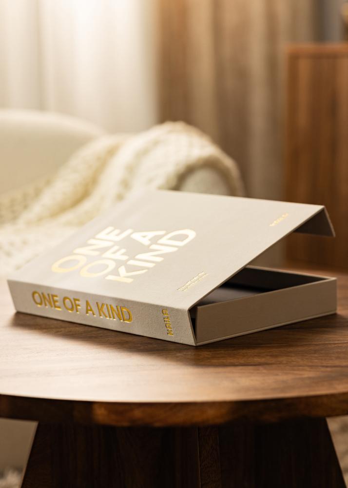 KAILA ONE OF A KIND Creme - Coffee Table Photo Album (60 čierne strani)