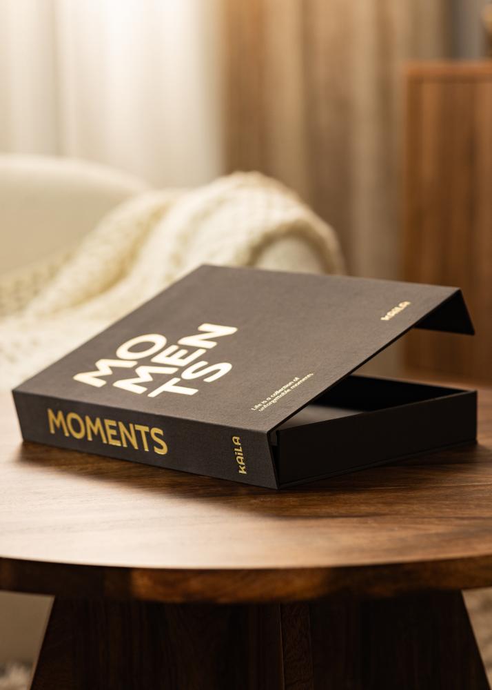 KAILA MOMENTS Black - Coffee Table Photo Album (60 čierne Strani / 30 listov)