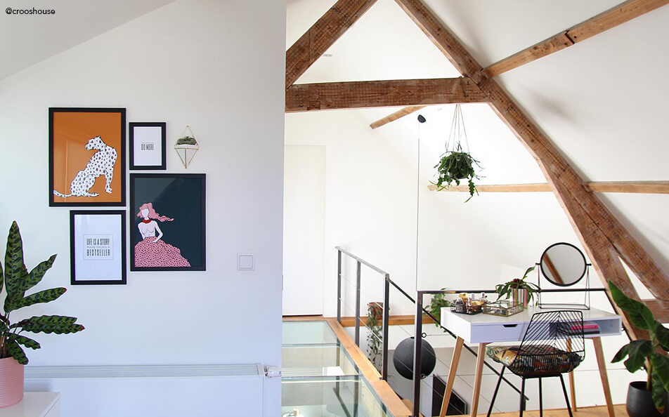 Stenska galerija na majhni površini – poševna streha z nosilci